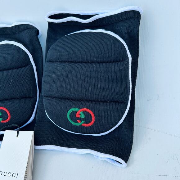 New Gucci Knee Pads Black Logo GG Runway Shira Kneepads Tags Designer Authentic - Picture 6 of 9